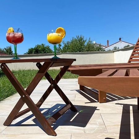 Apartment Mihael Pula Zewnętrze zdjęcie
